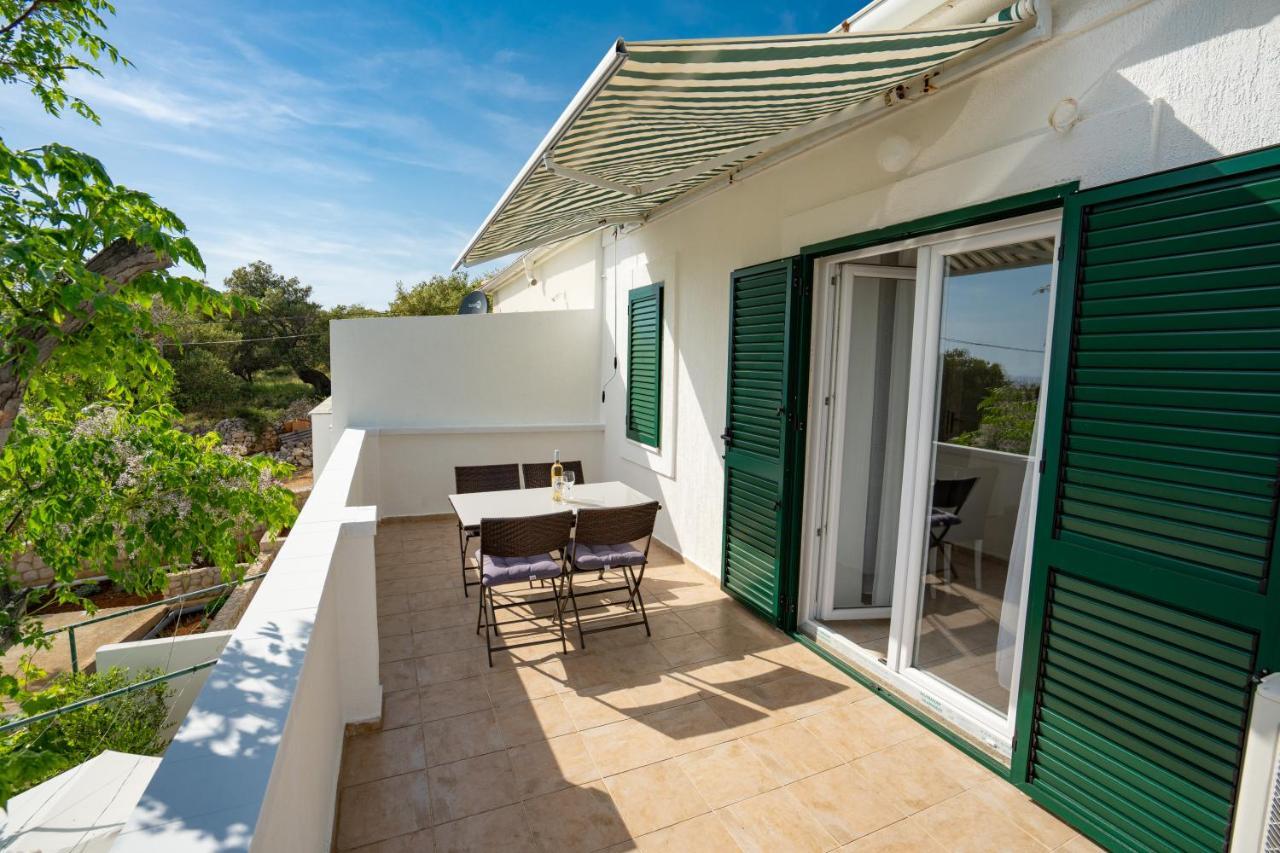 Appartement Kuca Za Odmor Denona à Borovići Extérieur photo